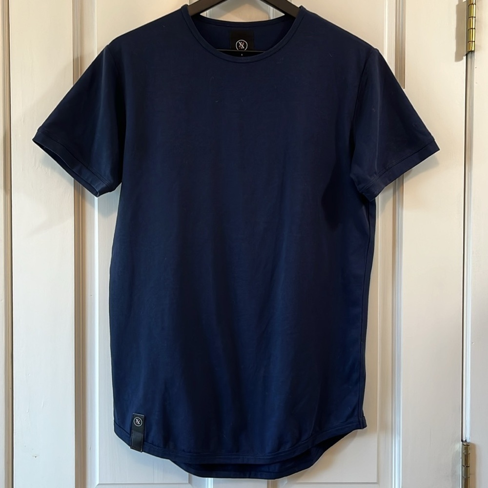 Ten10 Apparel Oxford Blue Curved Hem Short Sleeve Shirt - Size Small - Picture 2 of 7